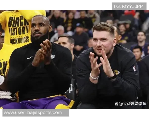 艾顿谈篮球哲学：得分与出手数不重要我信任东契奇詹姆斯和里夫斯的能力